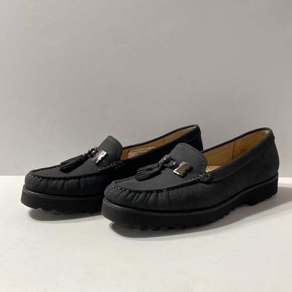 Wirth "NWOB" Women's Gray Suede Tassel Slip On Original Moccasin Loafers Sz 5.5 - Picture 4 of 11